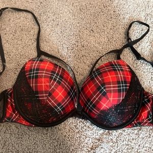Victorias Secret Very Sexy Push Up Bra
